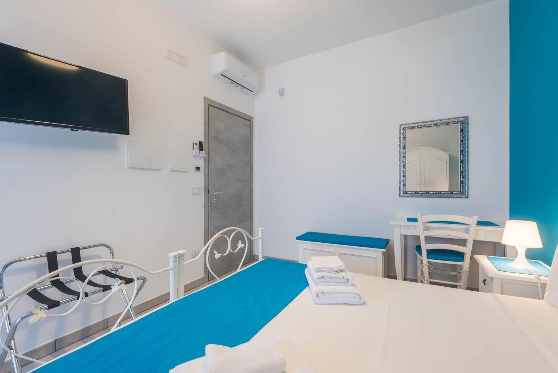 Saint Matthew B&B E Appartamenti By Latuapuglia San Pietro in Bevagna Bagian luar foto