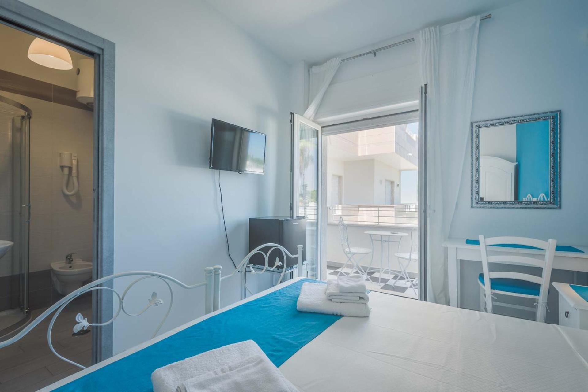 Saint Matthew B&B E Appartamenti By Latuapuglia San Pietro in Bevagna Bagian luar foto